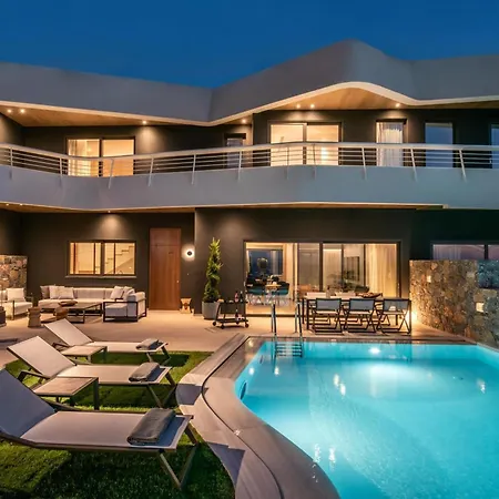 Villa Made By The Sea 4 *